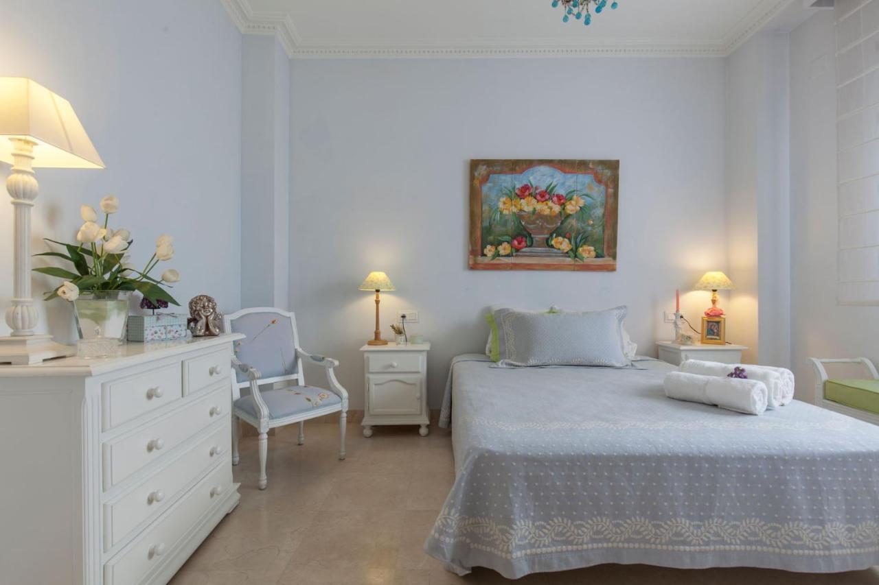 Espectacular Apartamento Con Terraza Privada Parking Sevilla Bagian luar foto