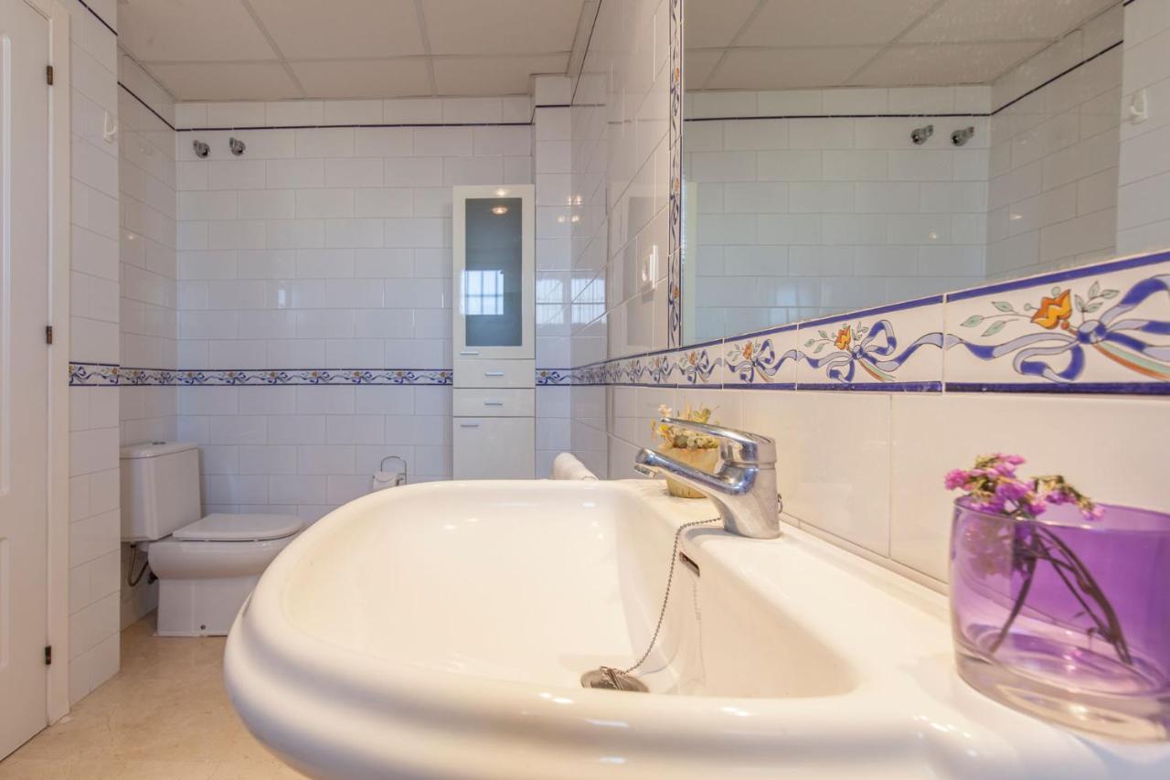 Espectacular Apartamento Con Terraza Privada Parking Sevilla Bagian luar foto